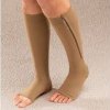 Cipzáras bézs kompressziós zokni S/M