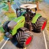 1/24 Méretarányú Vasatagkerekű Játék Traktor
