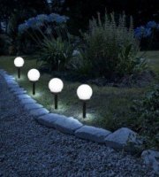 Leszúrható LED-es szolár lámpa - gömb alakú, hidegfehér - Ø10 cm