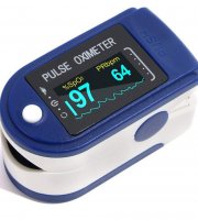 Ujjra csíptethető pulzoximéter, pulzusmérő és véroxigénszint mérő