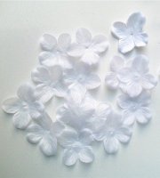 Örökzöld selyem virágszirmok (100 db) fehér