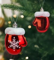 Karácsonyi dekoráció - téli kesztyű - 7,2 x 5 cm - 2 db / csomag