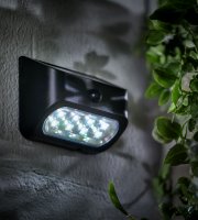 Mozgásérzékelős szolár lámpa - 14 x 6,5 x 10 cm - 8 x SMD LED