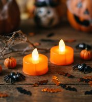Halloween-i világító dekoráció - LED-es teamécses - narancssárga - 2 db / csomag