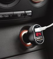Autós szivargyújtó adapter (2 x USB)